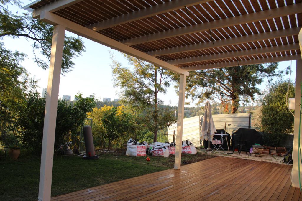 Wood Ohana יוצרים חלומות בעץ עבודות עץ וריהוט בהתאמה אישית | פרגולות, דקים, ריהוט גינה ומטבחי חוץ